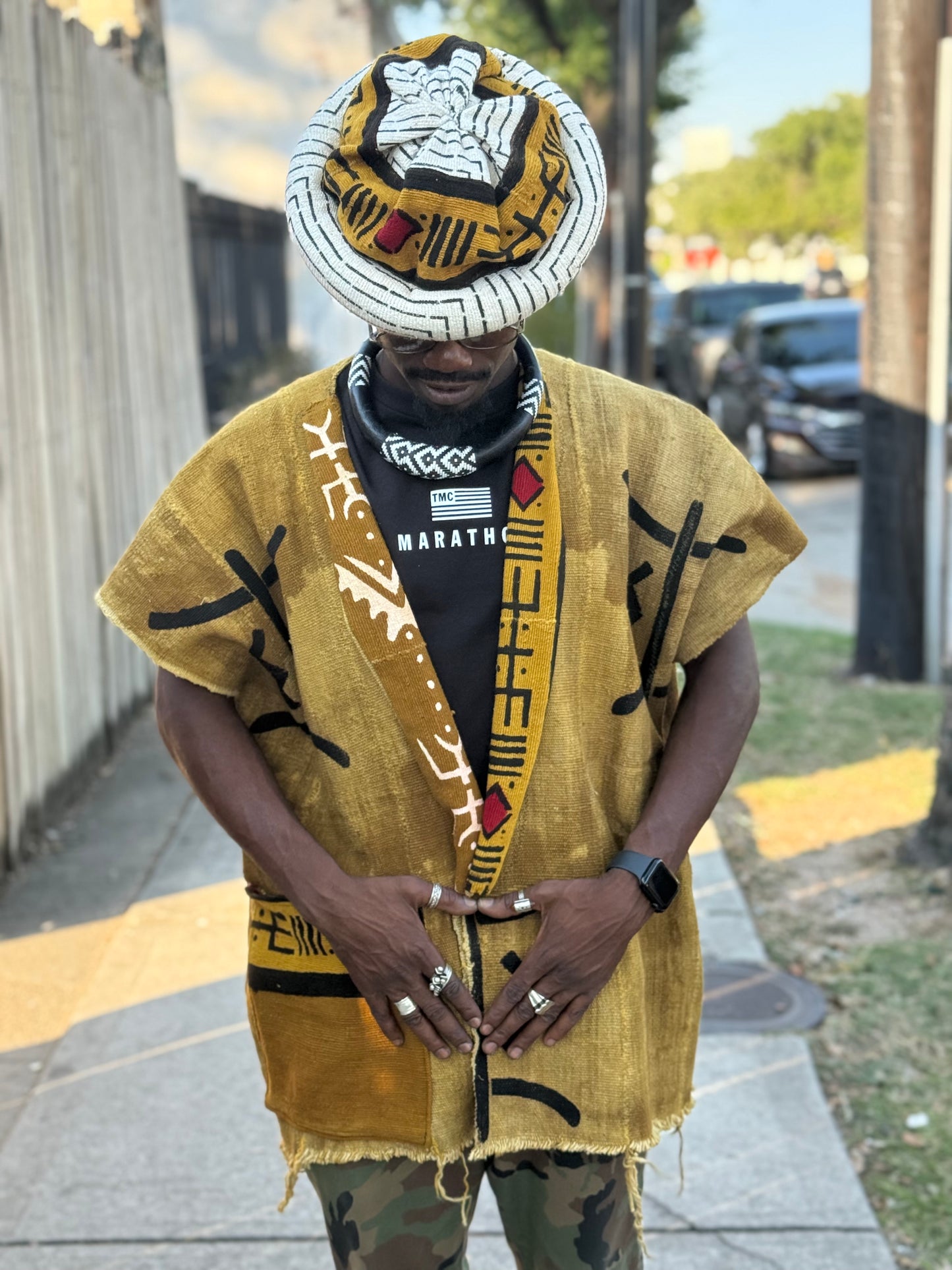 The King’s Suit & Crown