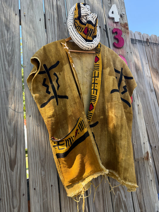 The King’s Suit & Crown
